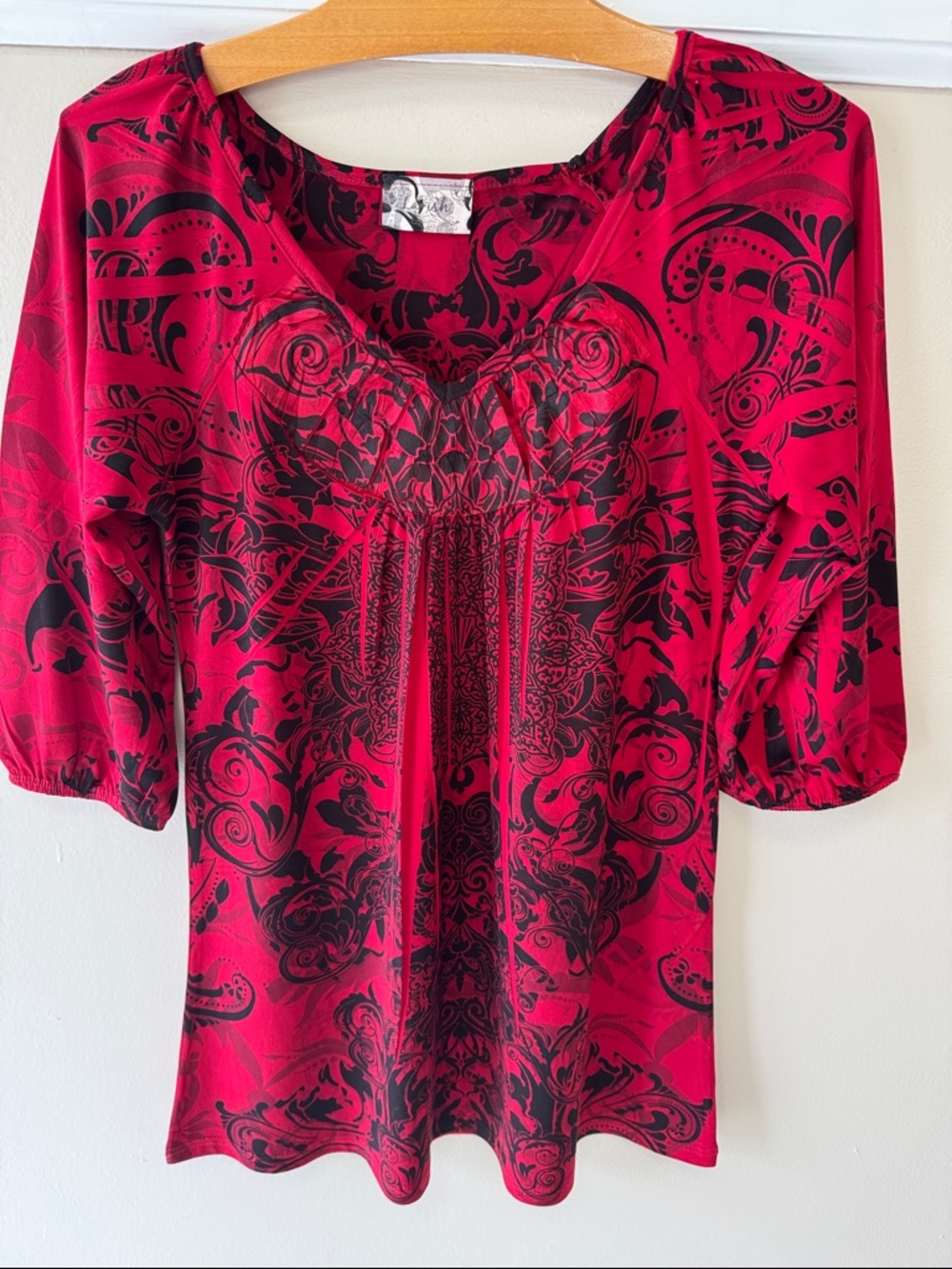 Women's Red and Black Printed Scoop Neck Top with 3/4 Sleeve
